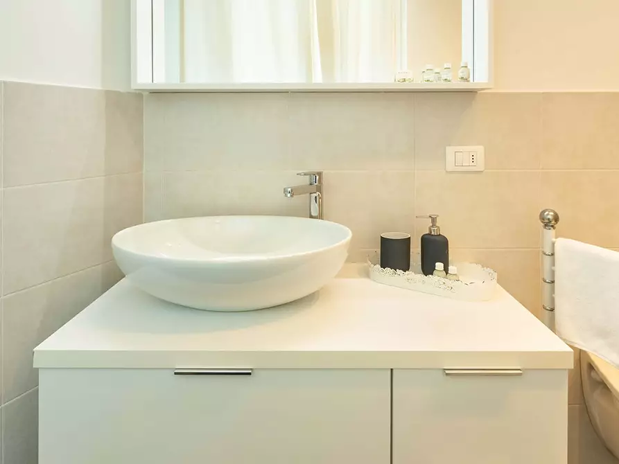 Immagine 20 di Appartamento in affitto  in Via delle Porte Nuove a Firenze