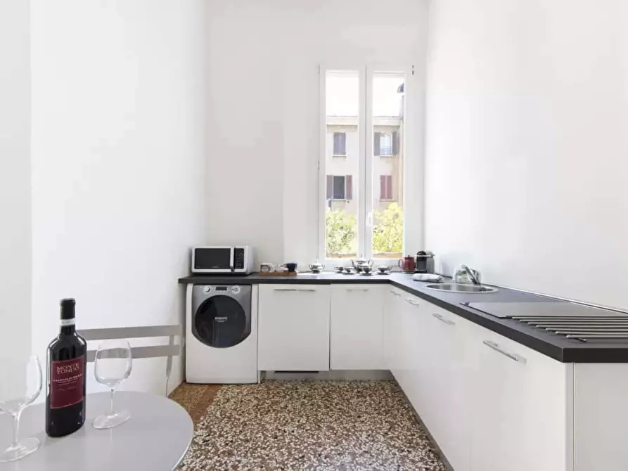 Immagine 14 di Appartamento in affitto  in Via Cesare Battisti2 a Bologna