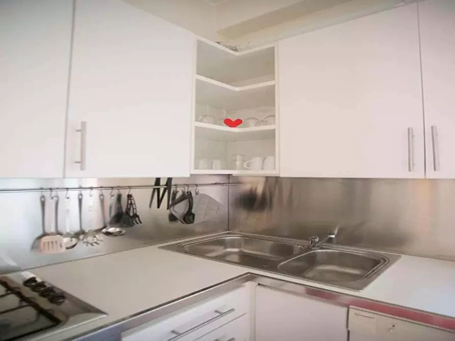 Immagine 8 di Camera in affitto  in Viale Tunisia2 a Milano