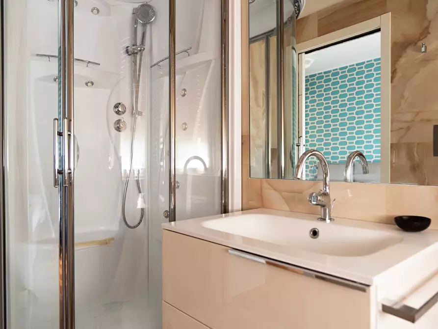 Immagine 11 di Appartamento in affitto  in Via Giacomo Boni2 a Milano