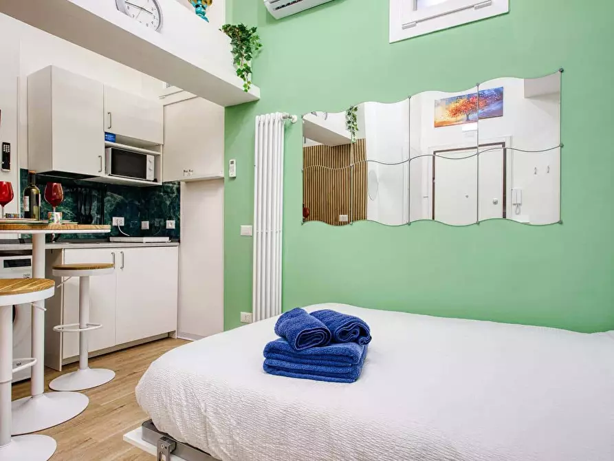 Immagine 12 di Appartamento in affitto  in Via Pietro Calvi3 a Milano