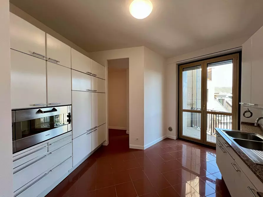 Immagine 10 di Appartamento in affitto  in Via Pietro Verri8 a Milano
