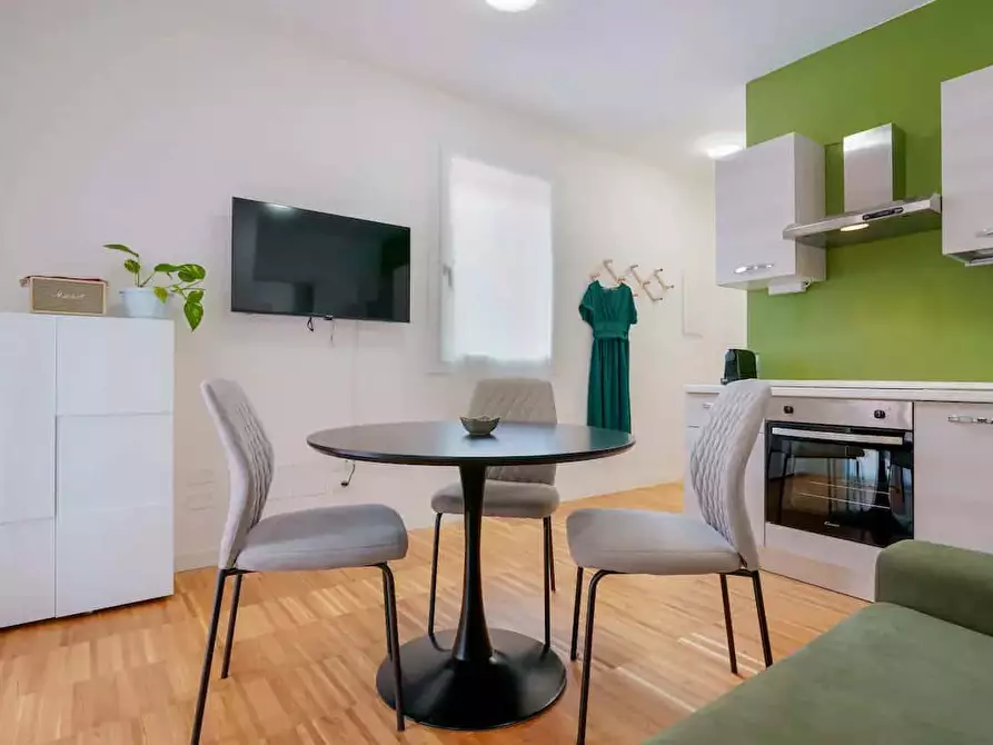 Immagine 9 di Appartamento in affitto  in Via Mascarella86 a Bologna