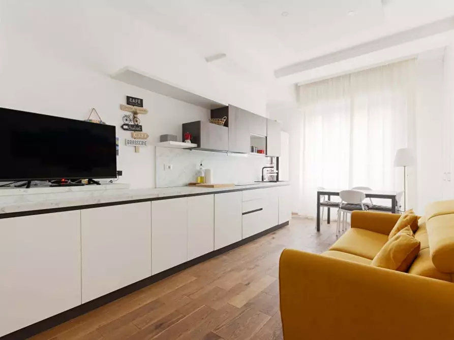 Immagine 4 di Appartamento in affitto  in Viale Tunisia25 a Milano