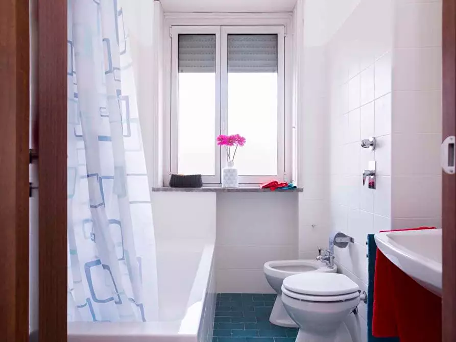 Immagine 18 di Camera in affitto  in Via Monte San Genesio27 a Milano