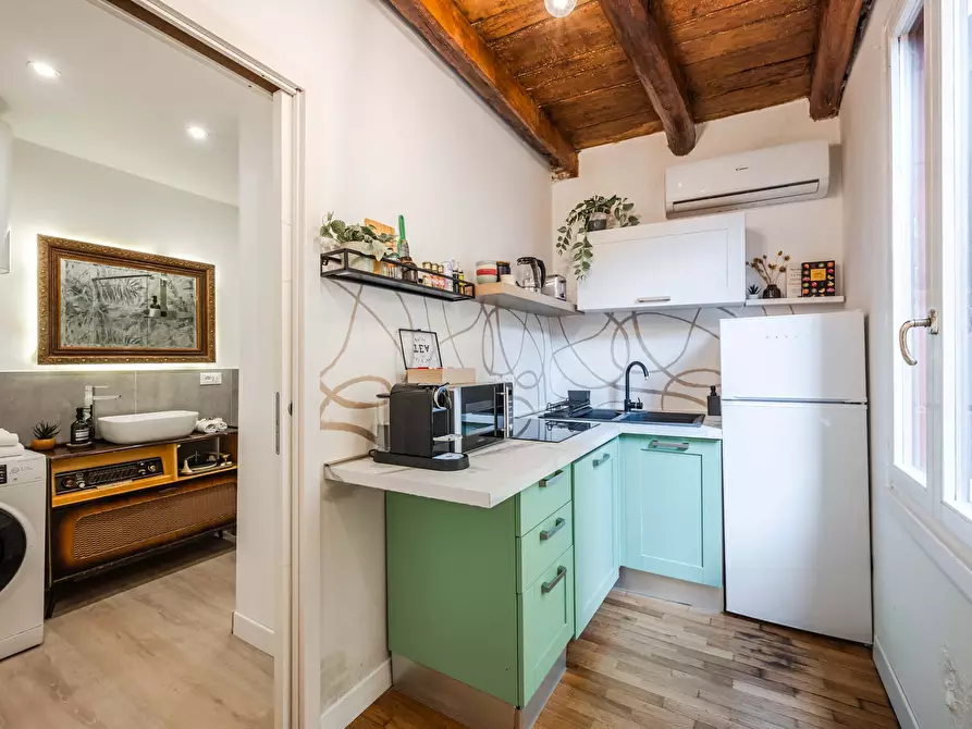 Immagine 9 di Appartamento in affitto  in Via San Vitale80 a Bologna