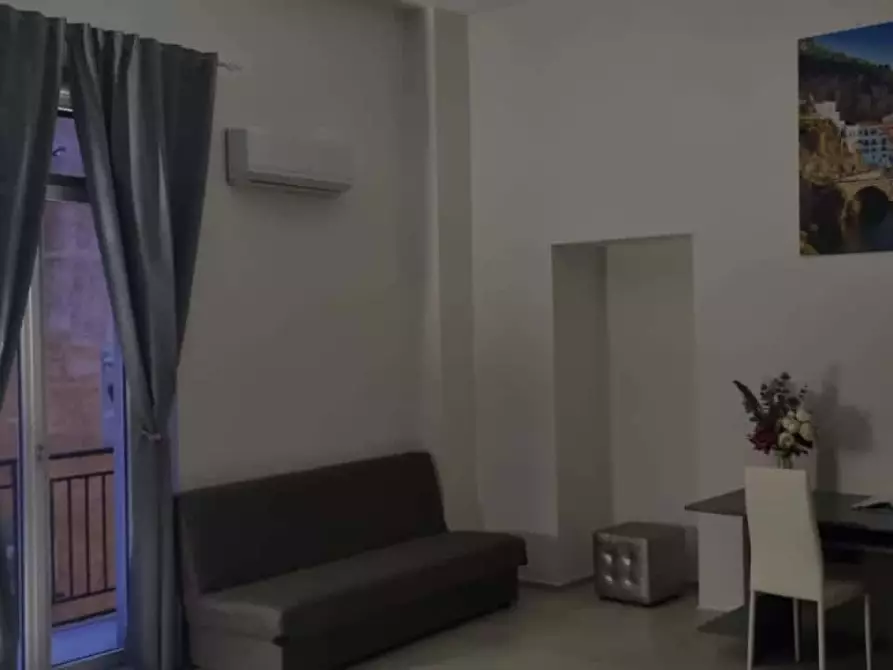 Immagine 81 di Camera in affitto  in Via dei Tribunali268 a Napoli