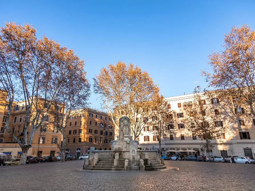 Immagine 27 di Appartamento in affitto  in Via Aldo Manuzio95 a Roma