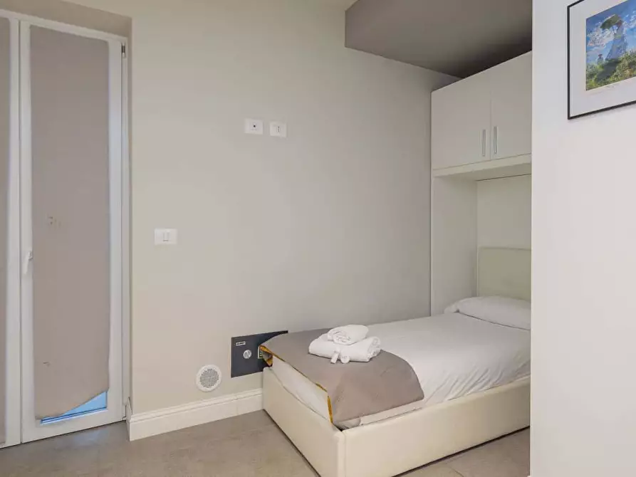Immagine 9 di Appartamento in affitto  in Via della Moscova27 a Milano