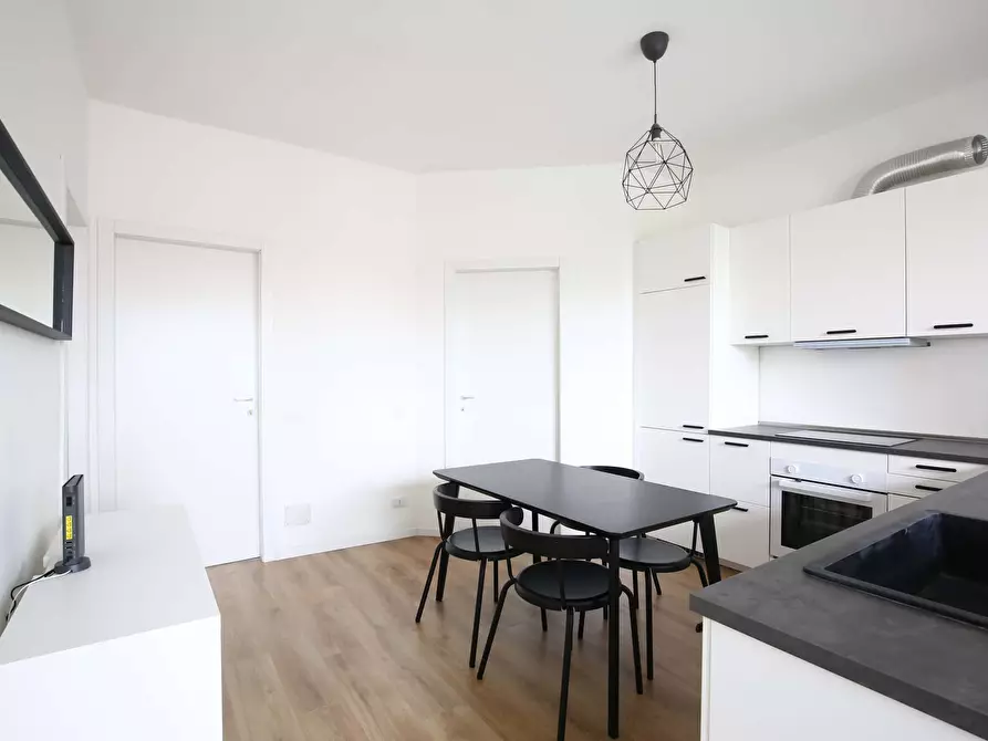 Immagine 9 di Camera in affitto  in Via Carlo Marx26 a Milano