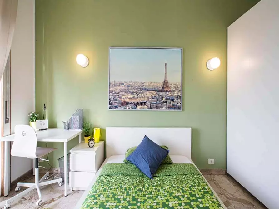 Immagine 5 di Camera in affitto  in Via Don Carlo Gnocchi3 a Milano