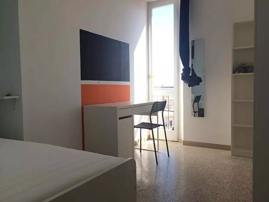 Immagine 2 di Camera in affitto  in Via Ingurtosu9 a Cagliari