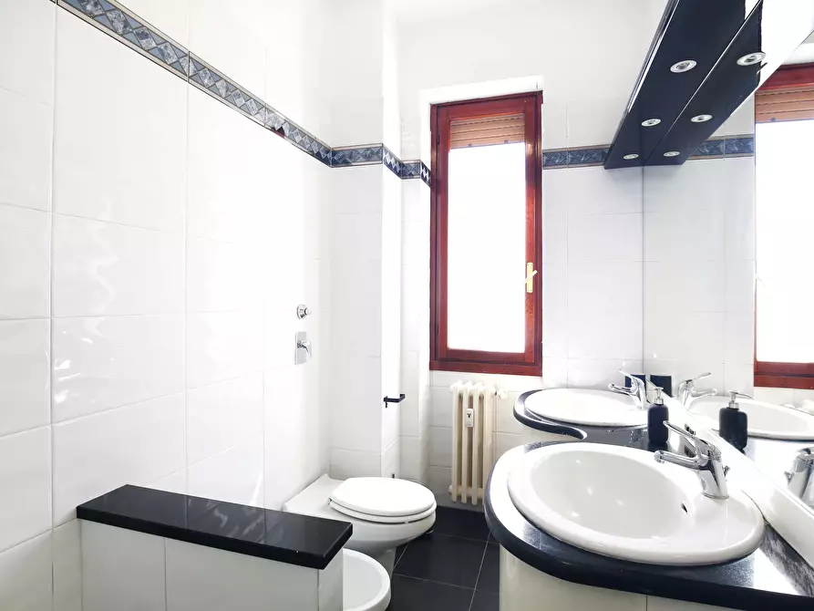 Immagine 24 di Camera in affitto  in Via Privata Mauro Rota8 a Milano