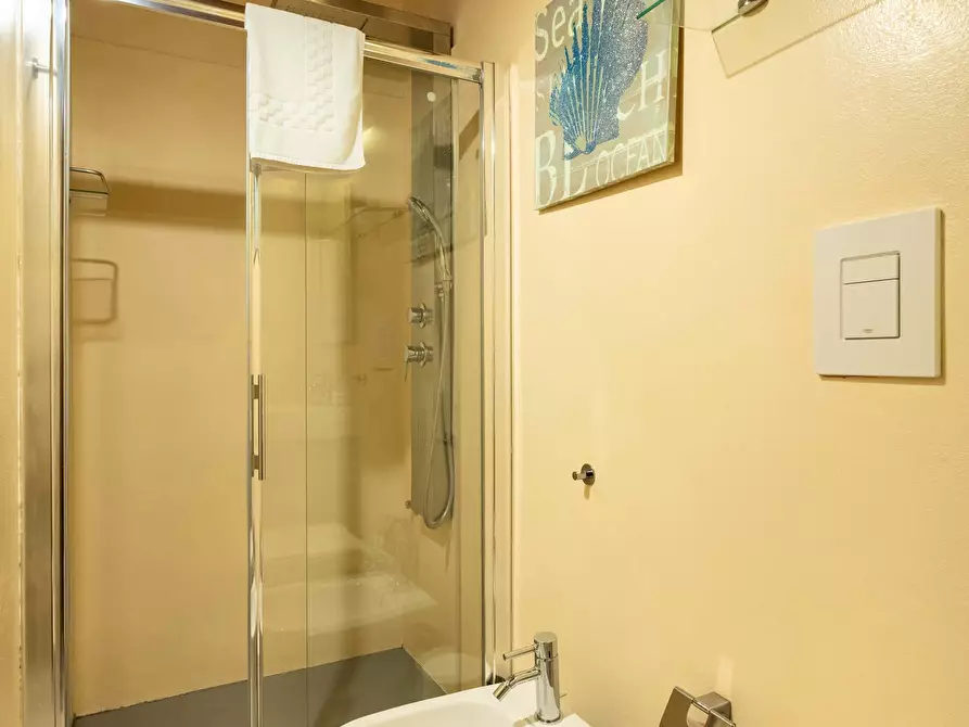 Immagine 26 di Appartamento in affitto  in Via Giuseppe Verdi a Firenze