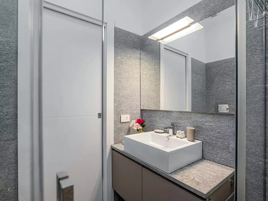 Immagine 48 di Appartamento in affitto  in Via dell'Unione a Milano