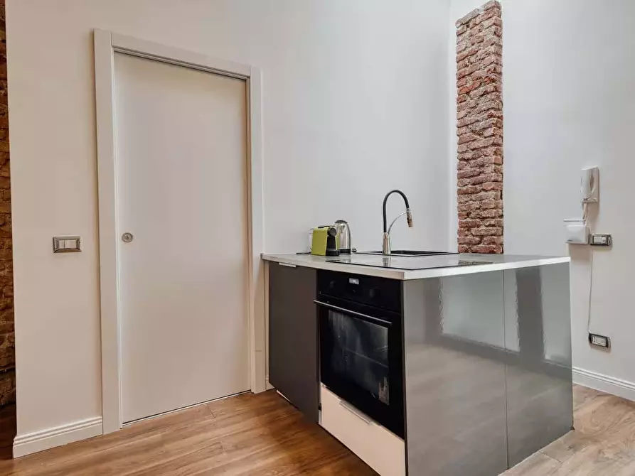 Immagine 4 di Appartamento in affitto  in Via Ferrante Aporti24 a Milano