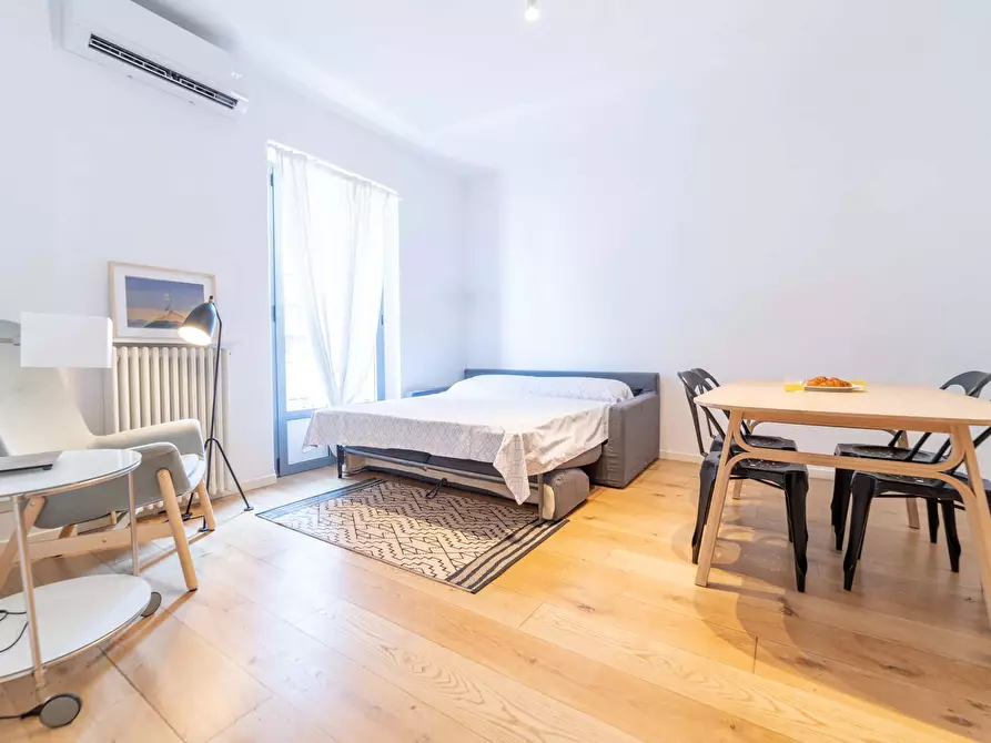 Immagine 12 di Appartamento in affitto  in Via Luigi Canonica91 a Milano