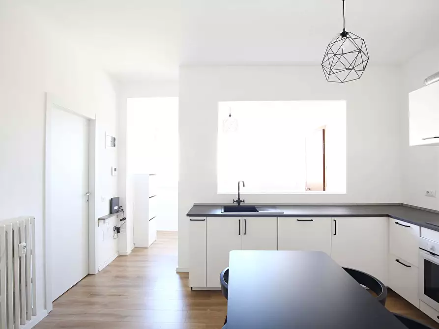 Immagine 18 di Camera in affitto  in Via Benjamin Constant6 a Milano