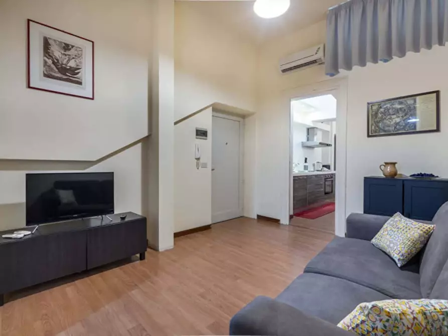 Immagine 3 di Appartamento in affitto  in Via Giovanni Bonanno100 a Palermo