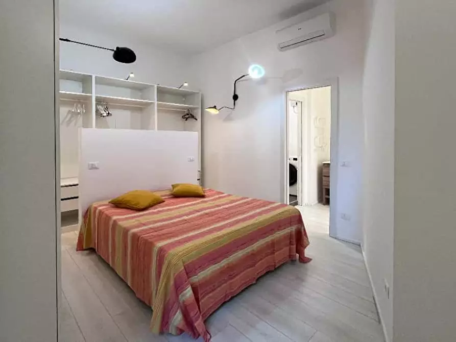 Immagine 13 di Appartamento in affitto  in Via Conte Rosso36 a Milano