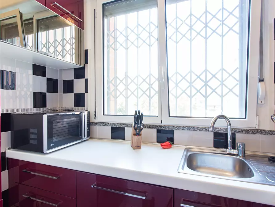 Immagine 9 di Appartamento in affitto  in Via Donna Prassede7 a Milano