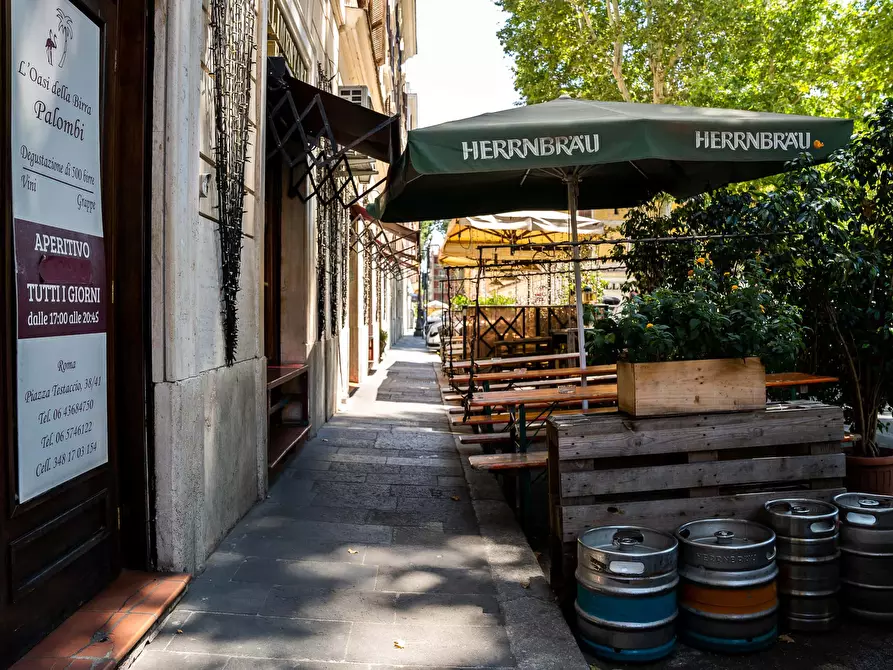 Immagine 23 di Appartamento in affitto  in Via Luca della Robbia19 a Roma