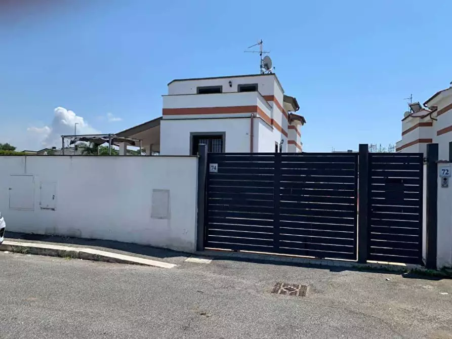 Immagine 30 di Appartamento in affitto  in via Giorgio Bassani72 a Roma