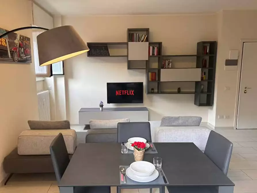 Immagine 2 di Appartamento in affitto  in Viale Franklin Delano Roosevelt8 a Como