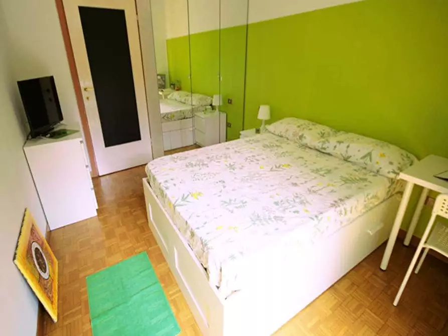 Immagine 2 di Camera in affitto  in Via Carlo Pisacane34 a Milano