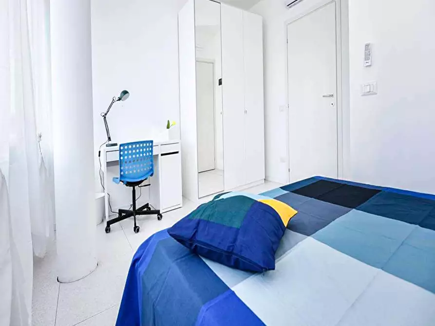 Immagine 2 di Camera in affitto  in Via Carlo Imbonati35 a Milano