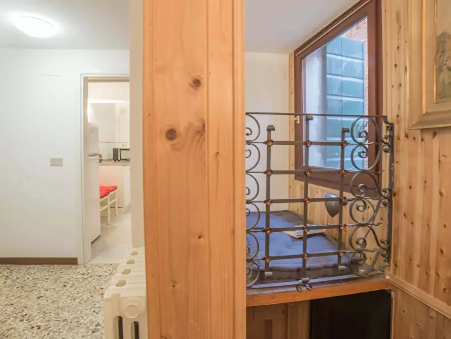 Immagine 7 di Appartamento in affitto  in Calle Correggio2208 a Venezia