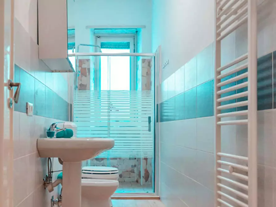 Immagine 18 di Camera in affitto  in Via Sant'Agostino12 a Torino