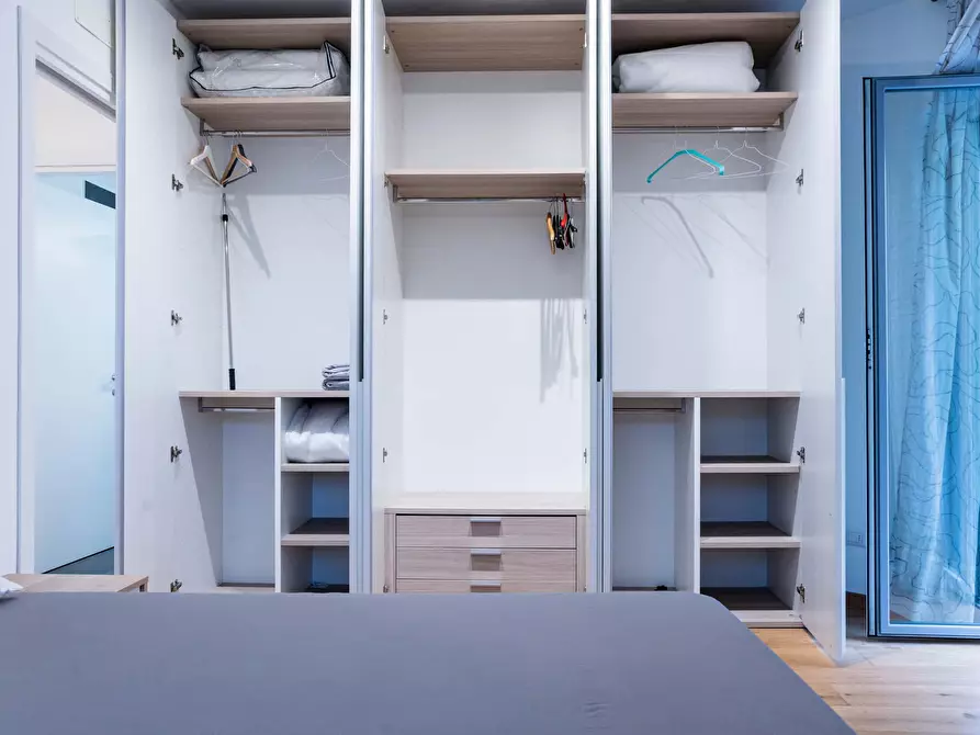 Immagine 8 di Appartamento in affitto  in Viale Marche64 a Milano