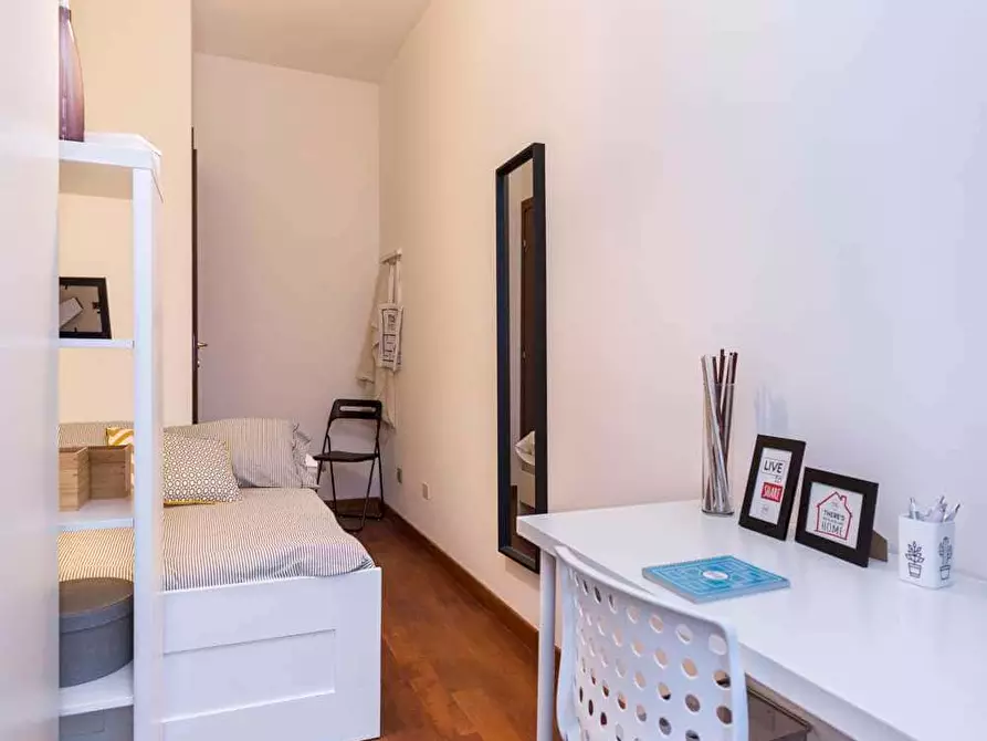 Immagine 4 di Camera in affitto  in Via Polesine33 a Milano