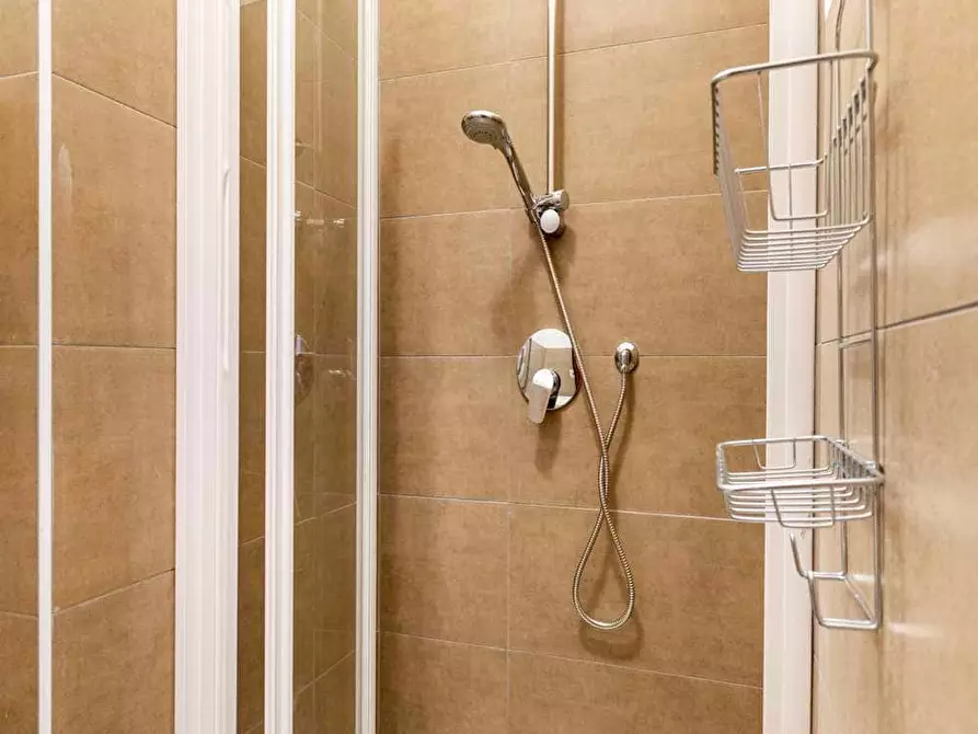 Immagine 13 di Camera in affitto  in Via Gianfranco Zuretti75 a Milano