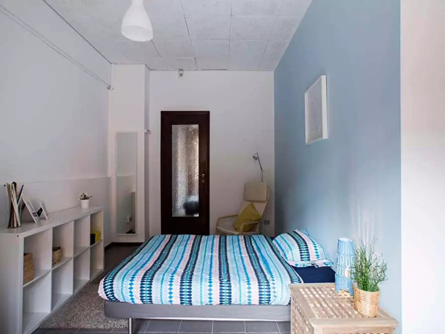 Immagine 7 di Camera in affitto  in Via Francesco Arese12 a Milano