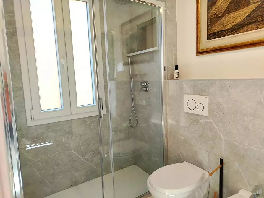 Immagine 28 di Appartamento in affitto  in Via Pietrapiana a Firenze