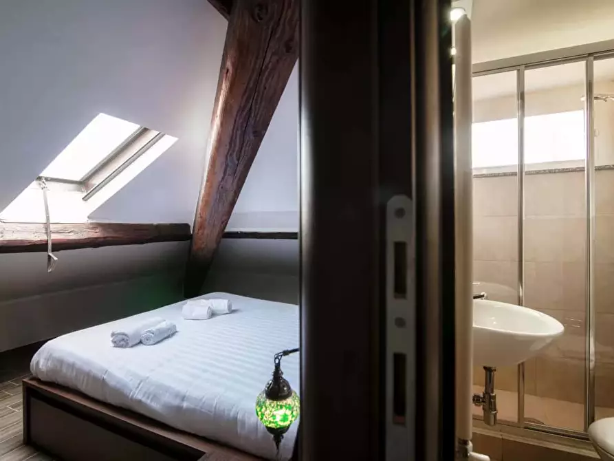 Immagine 25 di Appartamento in affitto  in Viale Nazario Sauro a Milano