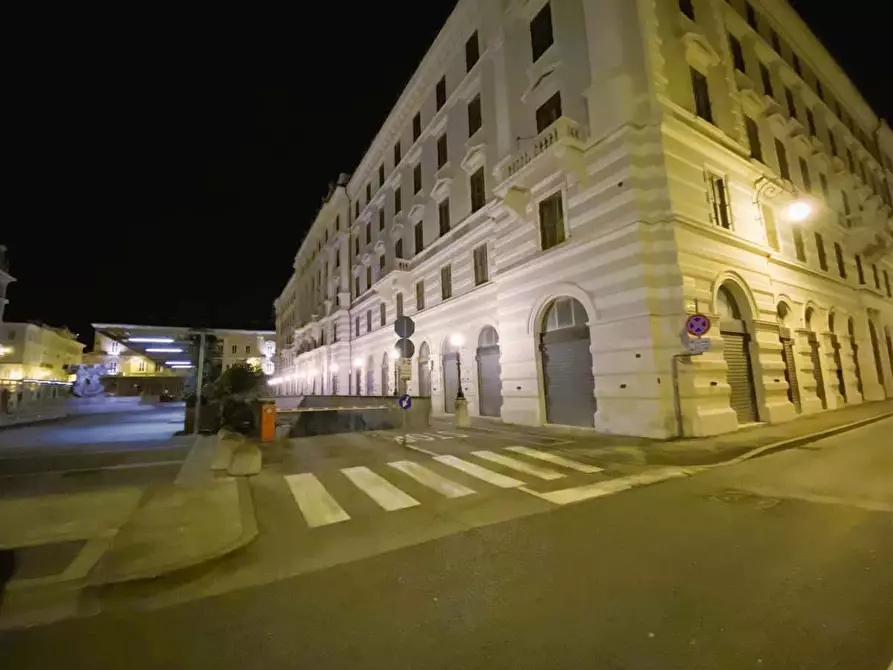 Immagine 22 di Appartamento in affitto  in Via Trento12 a Trieste