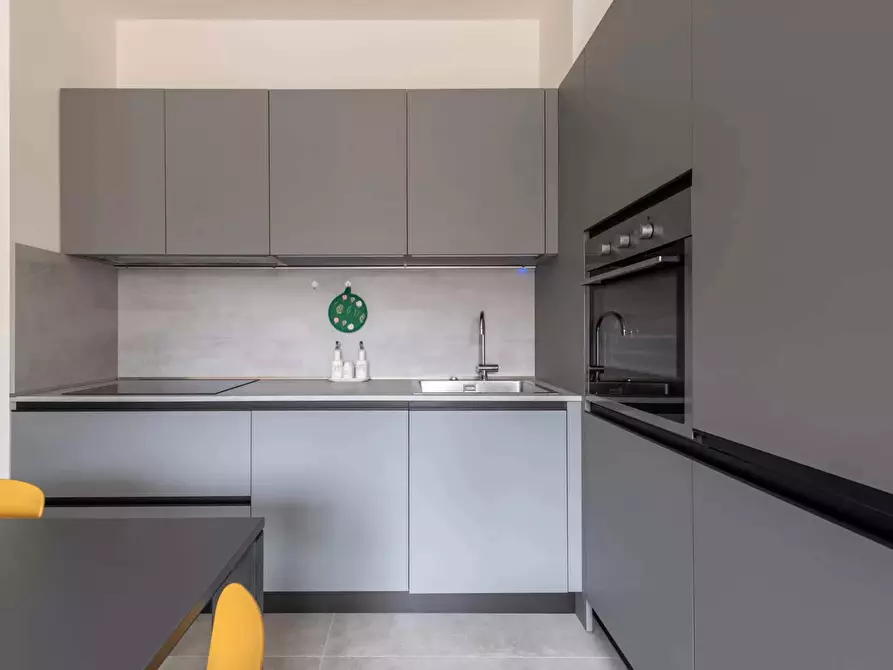 Immagine 9 di Appartamento in affitto  in Via Santa Sofia8 a Milano