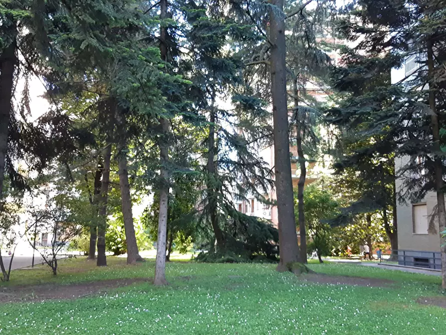 Immagine 13 di Camera in affitto  in Viale Famagosta30 a Milano