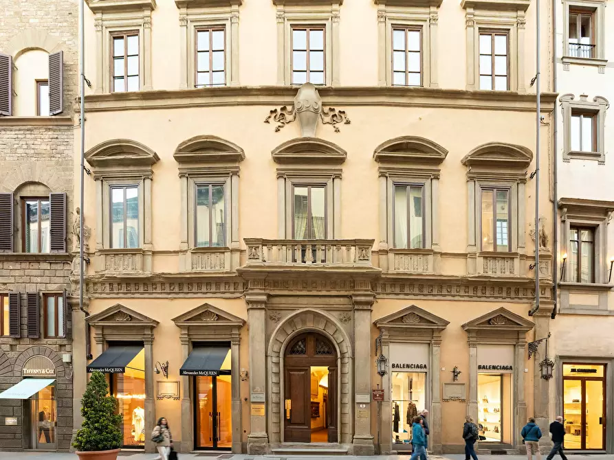 Immagine 34 di Appartamento in affitto  in Via dè Tornabuoni a Firenze