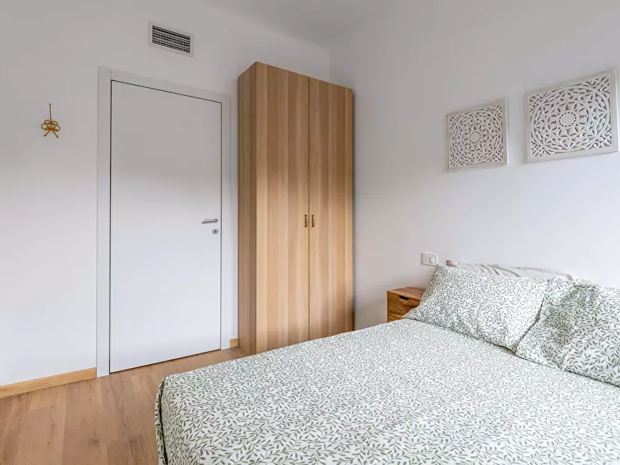 Immagine 9 di Appartamento in affitto  in Via Giovanni da Procida21 a Milano