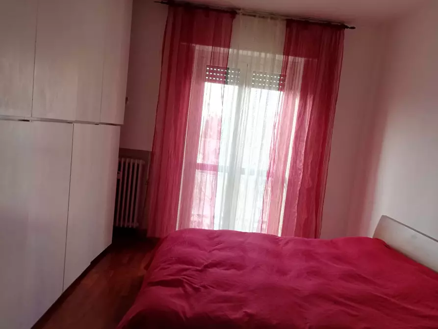 Immagine 2 di Camera in affitto  in Via Collecchio8 a Milano