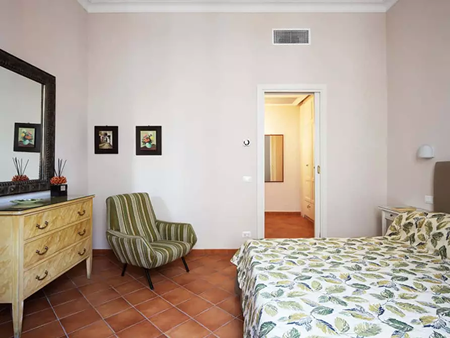 Immagine 8 di Appartamento in affitto  in Via Cavour310 a Roma