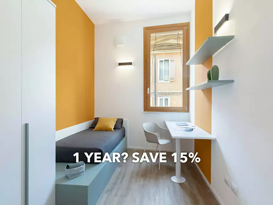 Immagine 1 di Camera in affitto  in Via Armari11 a Ferrara