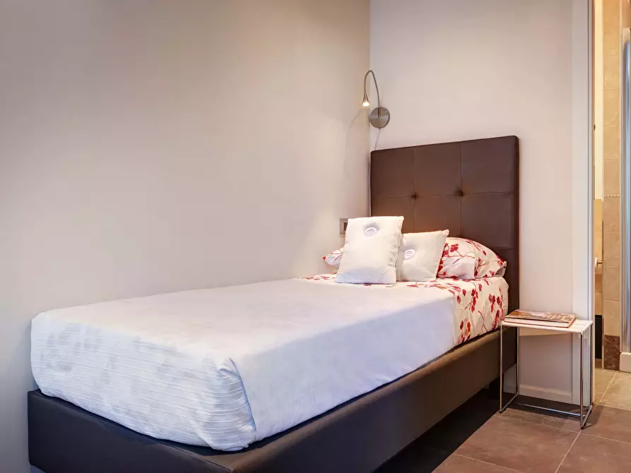 Immagine 17 di Appartamento in affitto  in Via Appia Pignatelli a Roma