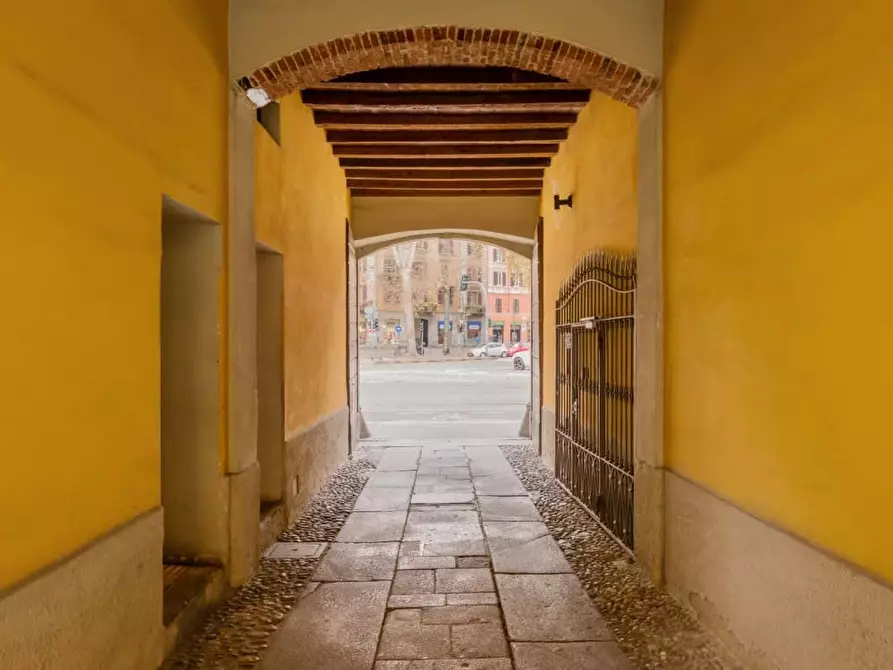 Immagine 29 di Appartamento in affitto  in Via Carlo Farini2 a Milano
