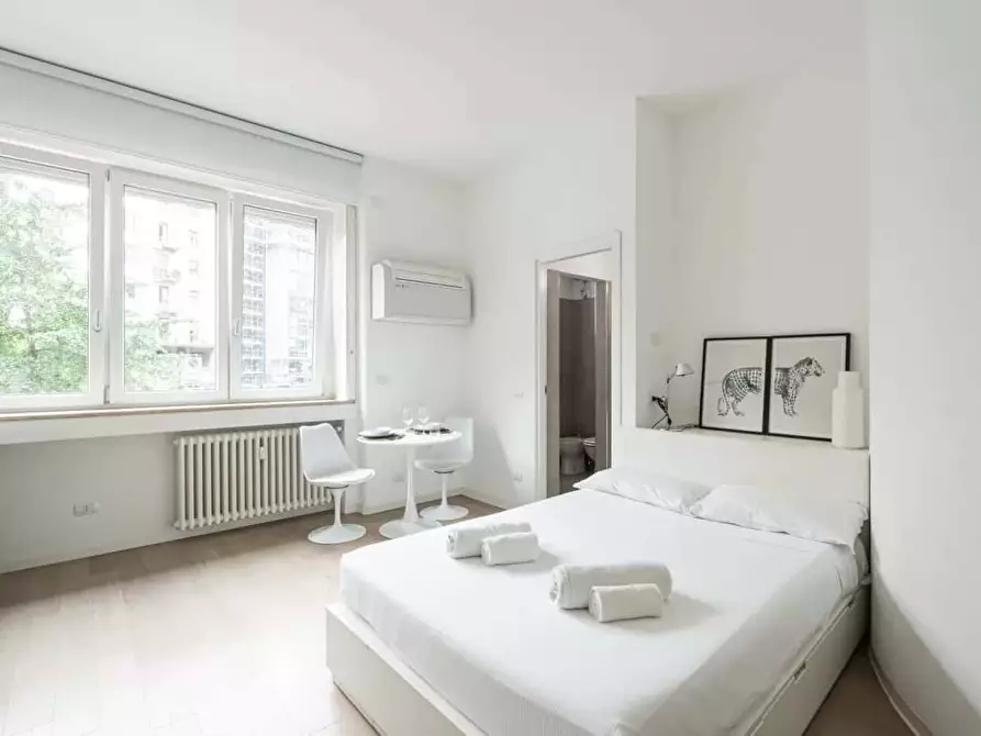 Immagine 2 di Appartamento in affitto  in Via Vincenzo Monti86 a Milano