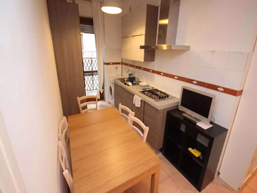 Immagine 16 di Camera in affitto  in Via Felice Bellotti11 a Milano